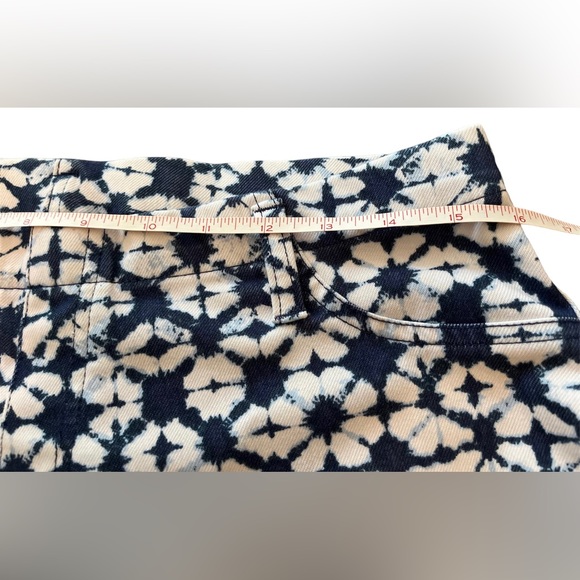 Faded Glory Women’s White & Blue Starburst Pull On Stretch Jagging Size L - Picture 6 of 7